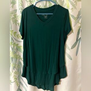 Latched Mama V Neck Boyfriend Nursing Tee